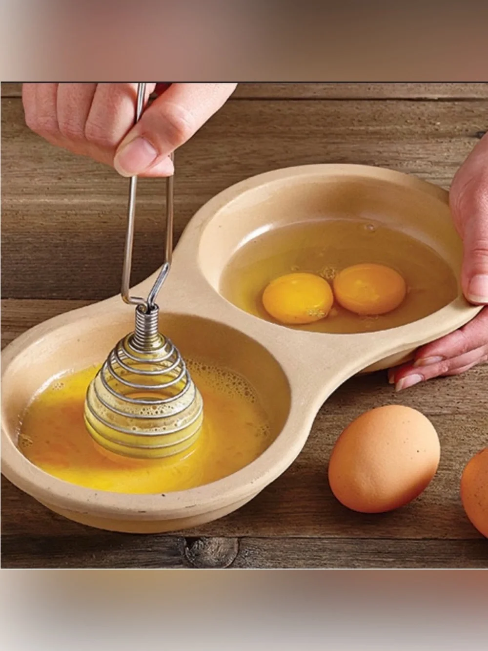 NIB Pampered Chef Stoneware Microwave Double Egg Cooker
